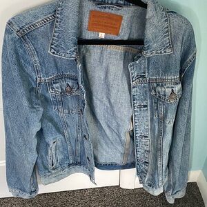Men’s Lucky Jeans Jean Jacket - size Small - washed but never worn